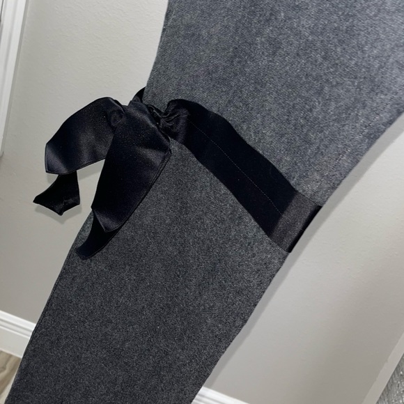 Chanel Gray Pants With Bow Accents - Size FR 42 - Picture 8 of 16